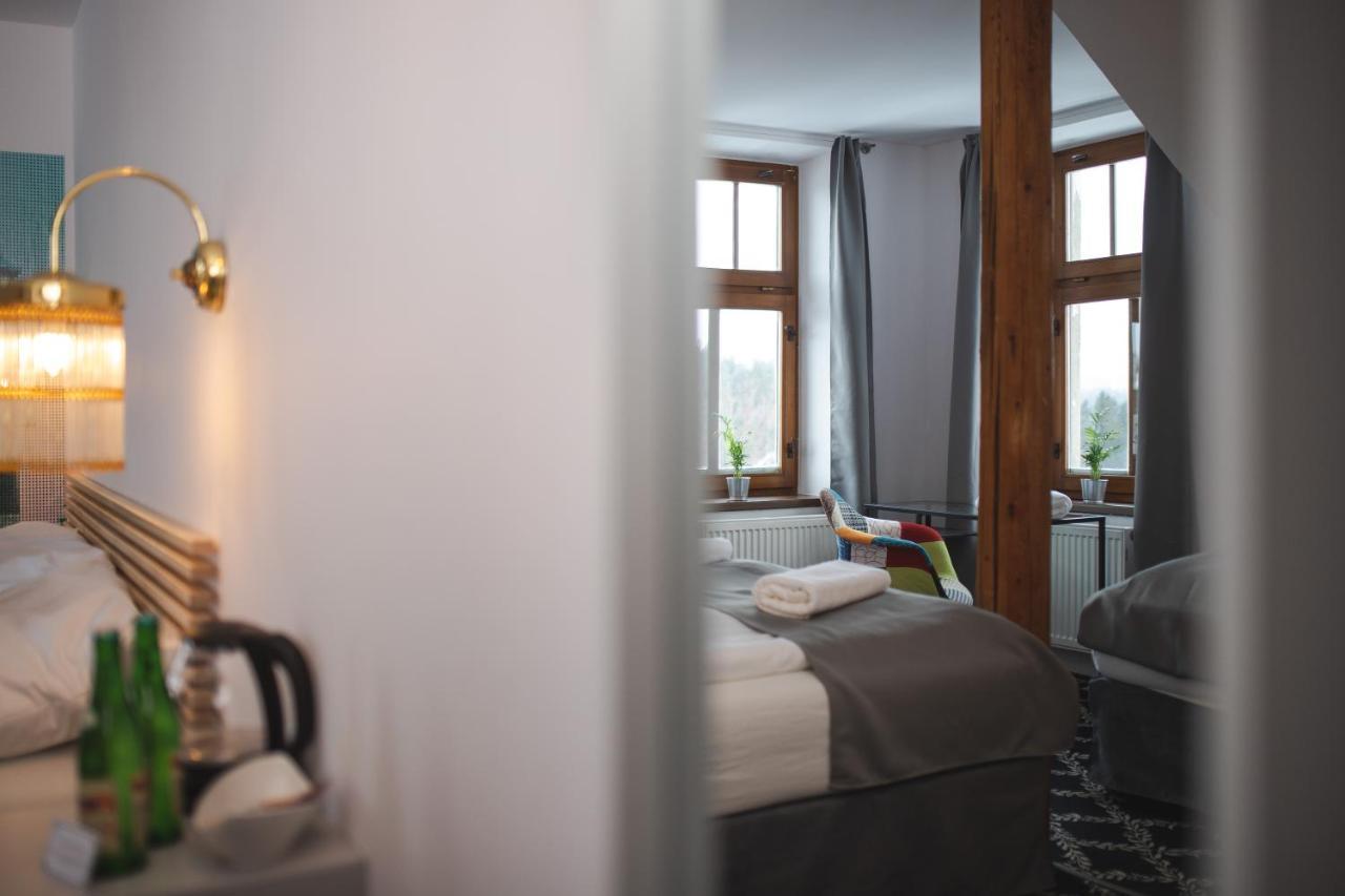 Hotel Petrin Jablonec nad Nisou Buitenkant foto