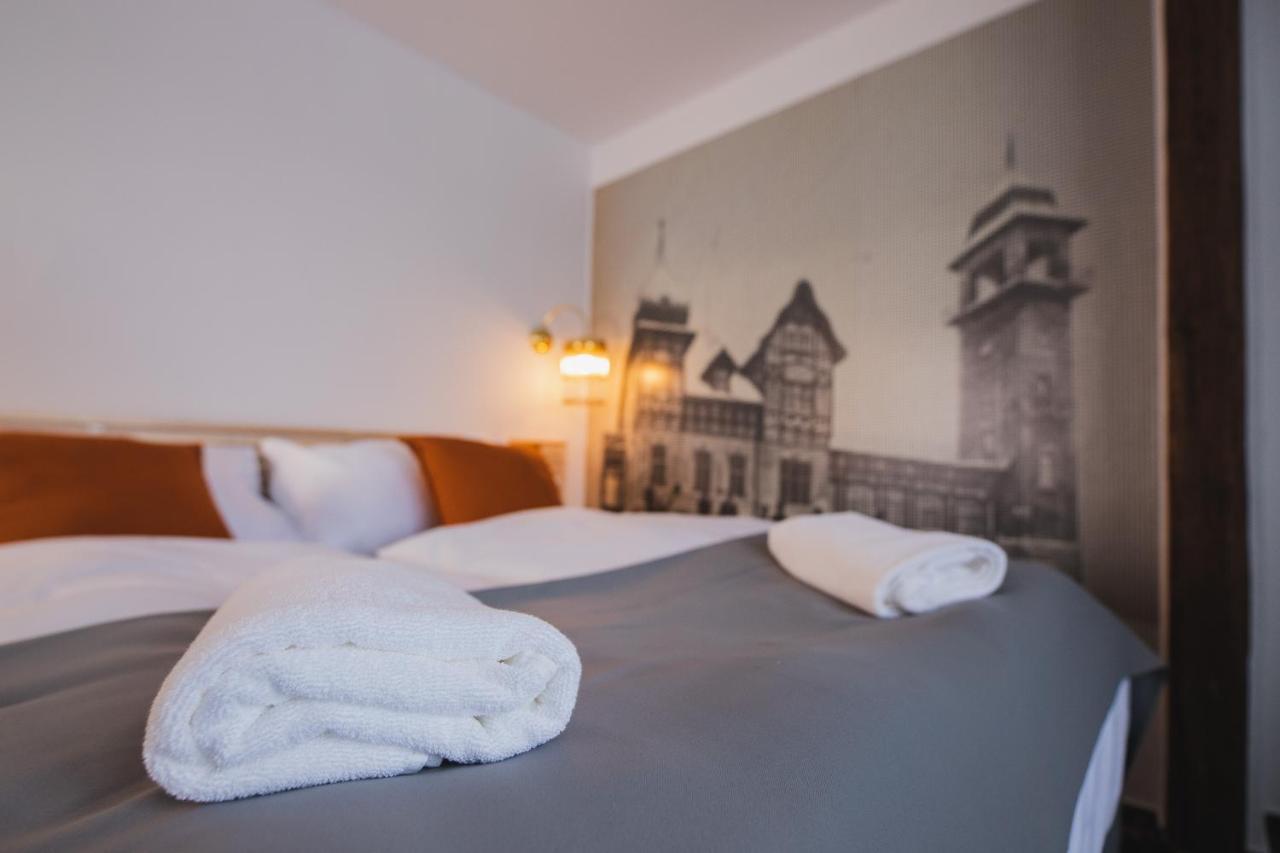 Hotel Petrin Jablonec nad Nisou Buitenkant foto